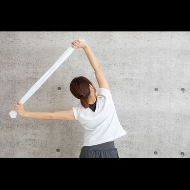 タオルがあれば簡単にできるタオルストレッチ　下半身編